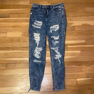 American Eagle Ripped Jeans. Mom Jean Stretch. Size 2. Dark Blue.